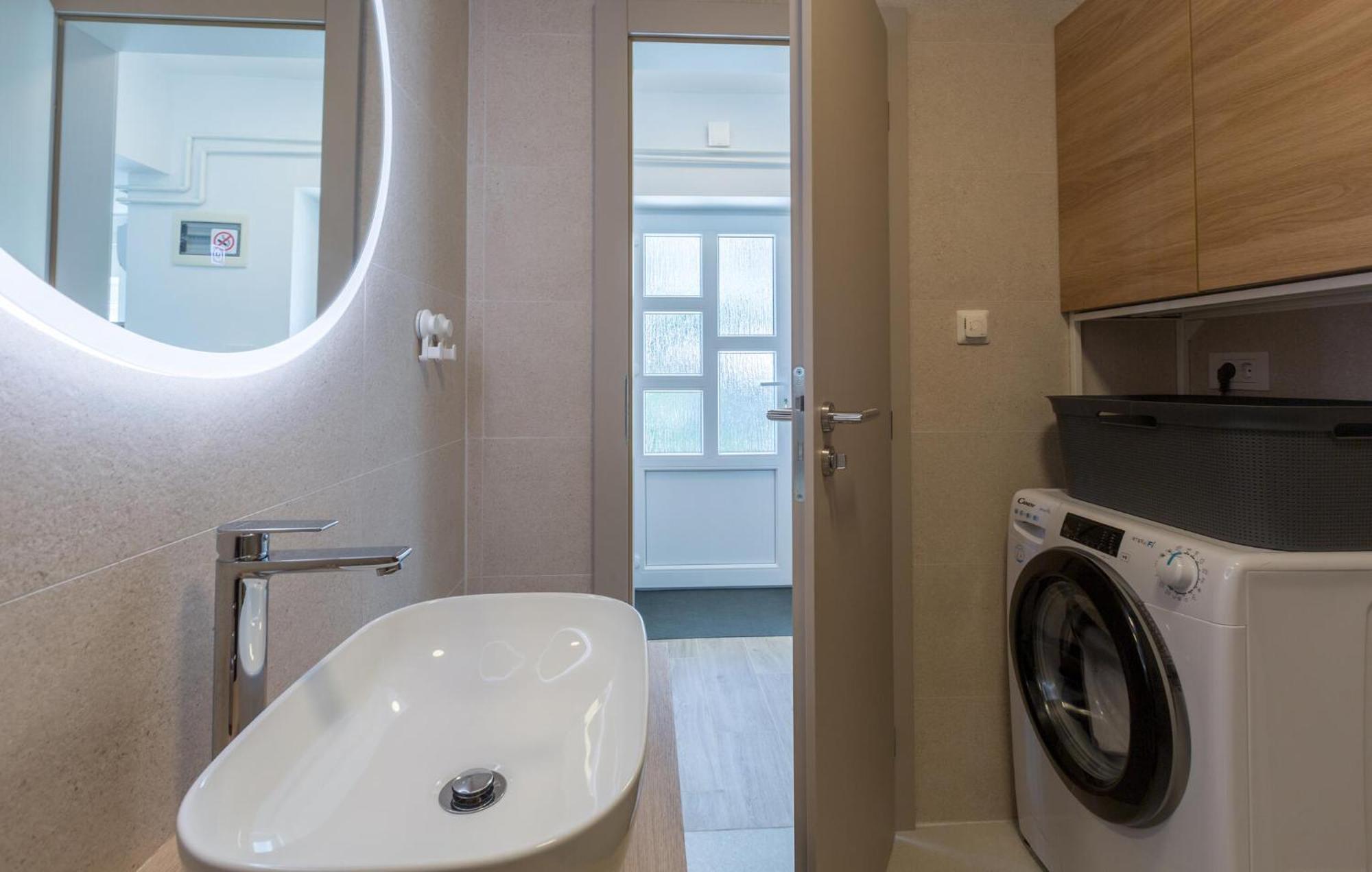 1 Bedroom Beautiful Apartment In Πόρετς Εξωτερικό φωτογραφία